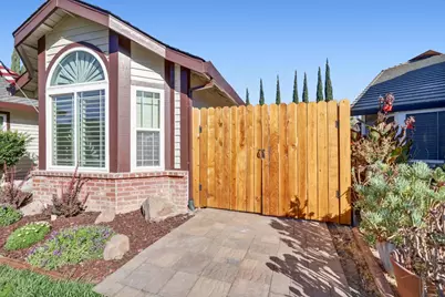 8026 Ackerson Way, Antelope, CA 95843 - Photo 29
