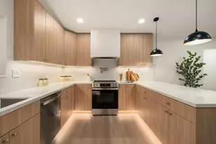 15 Governors Ct, Sacramento, CA 95817 - Photo 21