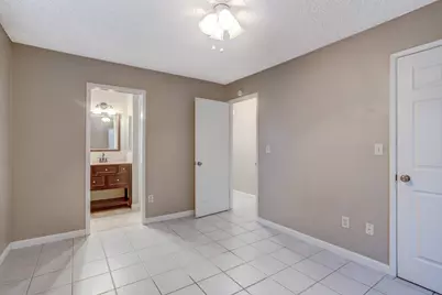 1605 Marty Court, Modesto, CA 95350 - Photo 23
