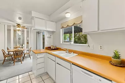 5205 Lake Knoll Lane, Fair Oaks, CA 95628 - Photo 11