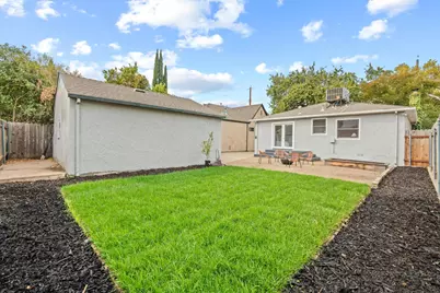 1221 48th Street, Sacramento, CA 95819 - Photo 15