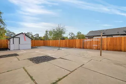 3064 Branch Street, Sacramento, CA 95815 - Photo 17