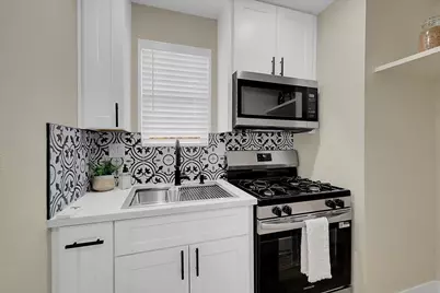 3064 Branch Street, Sacramento, CA 95815 - Photo 43