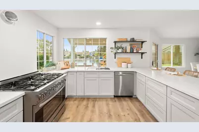 5904 Bar Harbour Court, Elk Grove, CA 95758 - Photo 19