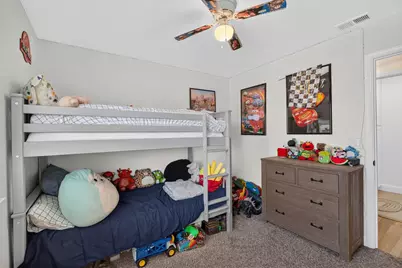 11890 Cresthill Drive, Elk Grove, CA 95624 - Photo 45