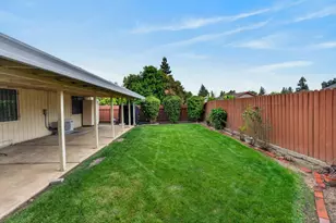 6816 Bronze Oak Ct, Elk Grove, CA 95758 - Photo 35
