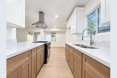 6829 Allegheny Court, Stockton, CA 95219 - Photo 3