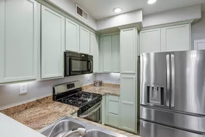 8398 Crystal Walk Circle, Elk Grove, CA 95758 - Photo 17