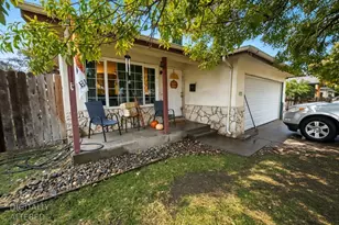 850 Woodrow St, Lodi, CA 95240 - Photo 1