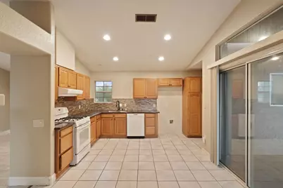 1178 Stormwood Avenue, Galt, CA 95632 - Photo 11