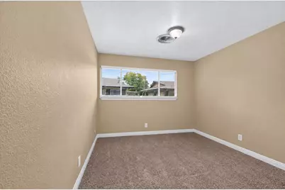 215 Floyd Avenue #25, Modesto, CA 95350 - Photo 31