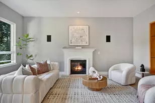 7010 Pinehaven Rd, Oakland, CA 94611 - Photo 3