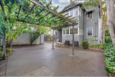 1050 37th Street, Sacramento, CA 95816 - Photo 49