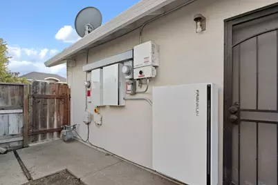 1741 Windjammer Court, Lodi, CA 95242 - Photo 23