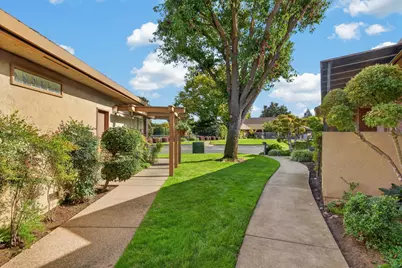 2451 Macarthur Parkway, Lodi, CA 95242 - Photo 29