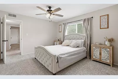4821 N Millbrook Avenue, Fresno, CA 93726 - Photo 11