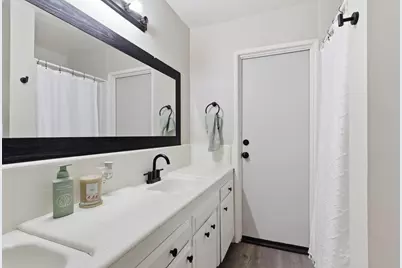 4821 N Millbrook Avenue, Fresno, CA 93726 - Photo 13