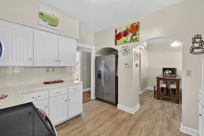 1300 37th Street, Sacramento, CA 95816 - Photo 13
