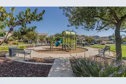 5617 Boone Park Drive, Riverbank, CA 95367 - Photo 11