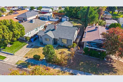 306 Sequoia Avenue, Manteca, CA 95337 - Photo 31
