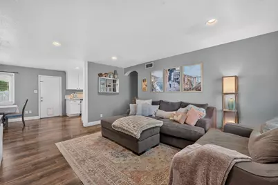 7022 Thomas Drive, North Highlands, CA 95660 - Photo 5