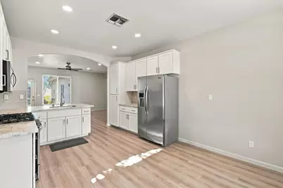 2056 Milan Way, Roseville, CA 95678 - Photo 9