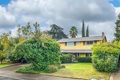 4852 N Rockland Way, Fair Oaks, CA 95628 - Photo 3
