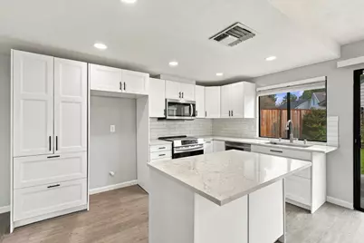 2419 Seamist Drive, Sacramento, CA 95833 - Photo 3