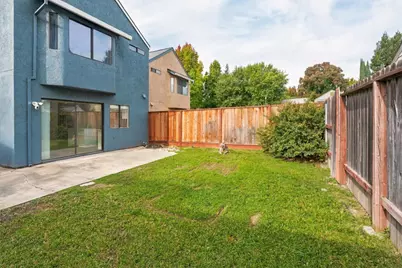 2419 Seamist Drive, Sacramento, CA 95833 - Photo 11