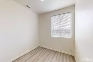 2555 S Lind, Fresno, CA 93725 - Photo 19