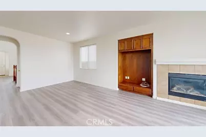 2555 S Lind, Fresno, CA 93725 - Photo 9