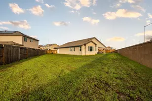 6141 E Peralta Wy, Fresno, CA 93727 - Photo 27