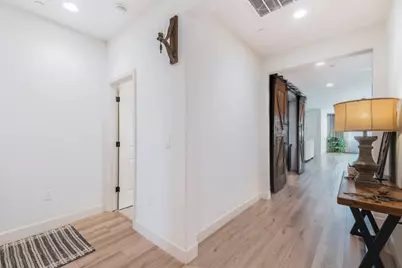 6141 E Peralta Way, Fresno, CA 93727 - Photo 3