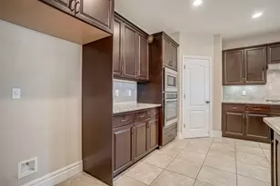 1345 N Kaweah Ave, Clovis, CA 93619 - Photo 9