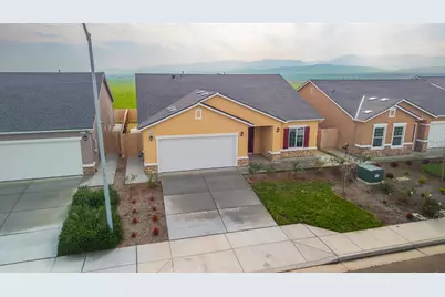 1208 E Orange Street, Avenal, CA 93204 - Photo 7