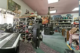 922 Van Ness Ave, Fresno, CA 93721 - Photo 3