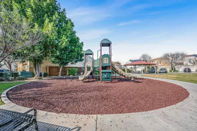 4626 W Javier Way, Fresno, CA 93722 - Photo 25