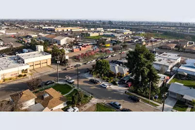 4531 E Hammond Avenue, Fresno, CA 93703 - Photo 17