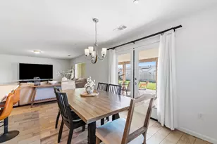 2131 W Ambassador Wy, Hanford, CA 93230 - Photo 13