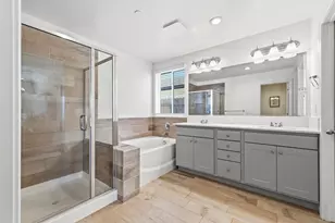 2131 W Ambassador Wy, Hanford, CA 93230 - Photo 17