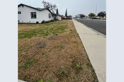 1901 Patterson Avenue, Corcoran, CA 93212 - Photo 5