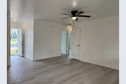 1901 Patterson Avenue, Corcoran, CA 93212 - Photo 11