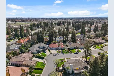 4943 W Minarets Avenue, Fresno, CA 93722 - Photo 45
