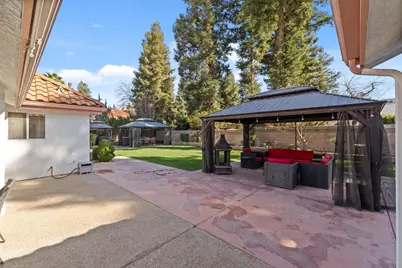 4943 W Minarets Avenue, Fresno, CA 93722 - Photo 31