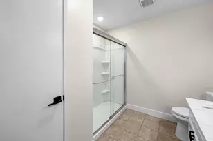 830 E Bedford Ave, Fresno, CA 93720 - Photo 17
