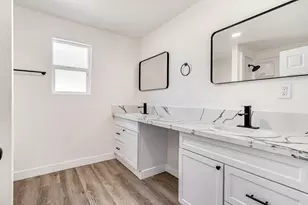 130 W Celeste Ave, Fresno, CA 93704 - Photo 25