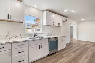 130 W Celeste Ave, Fresno, CA 93704 - Photo 15