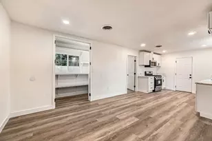 130 W Celeste Ave, Fresno, CA 93704 - Photo 9