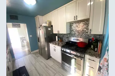 4574 E Illinois Avenue, Fresno, CA 93702 - Photo 9