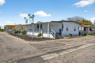 105 W Herndon Avenue #SPC64, Pinedale, CA 93650 - Photo 35